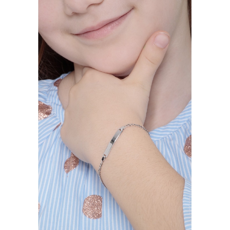 Thin nameplate 18kt white gold bracelet