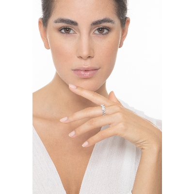 White gold 18k half eternity ring with diamonds 