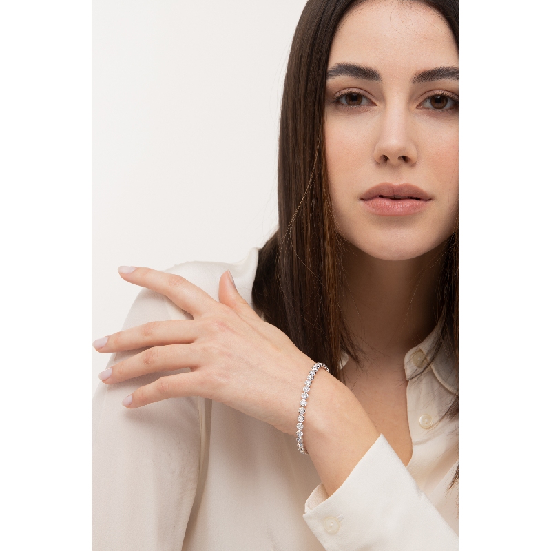 Diamond Tennis Bracelet for Women in White Gold Diamond Tennis Bracelet for Women in White Gold