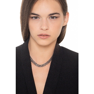 Cuban chain in 18k white gold with black diamonds