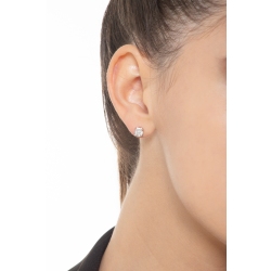 18k white gold diamond stud earrings  2