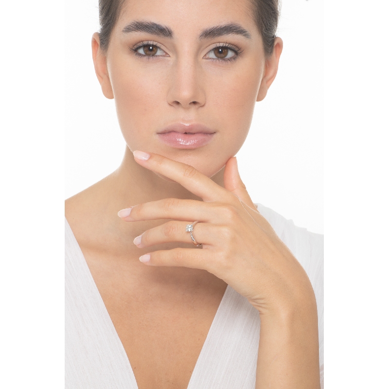 4 claw solitaire diamond ring, 1.00 ct 4 claw solitaire diamond ring, 1.00 ct