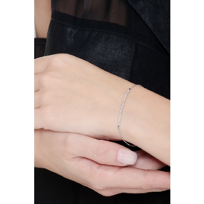 750 white gold bracelet with diamonds bar