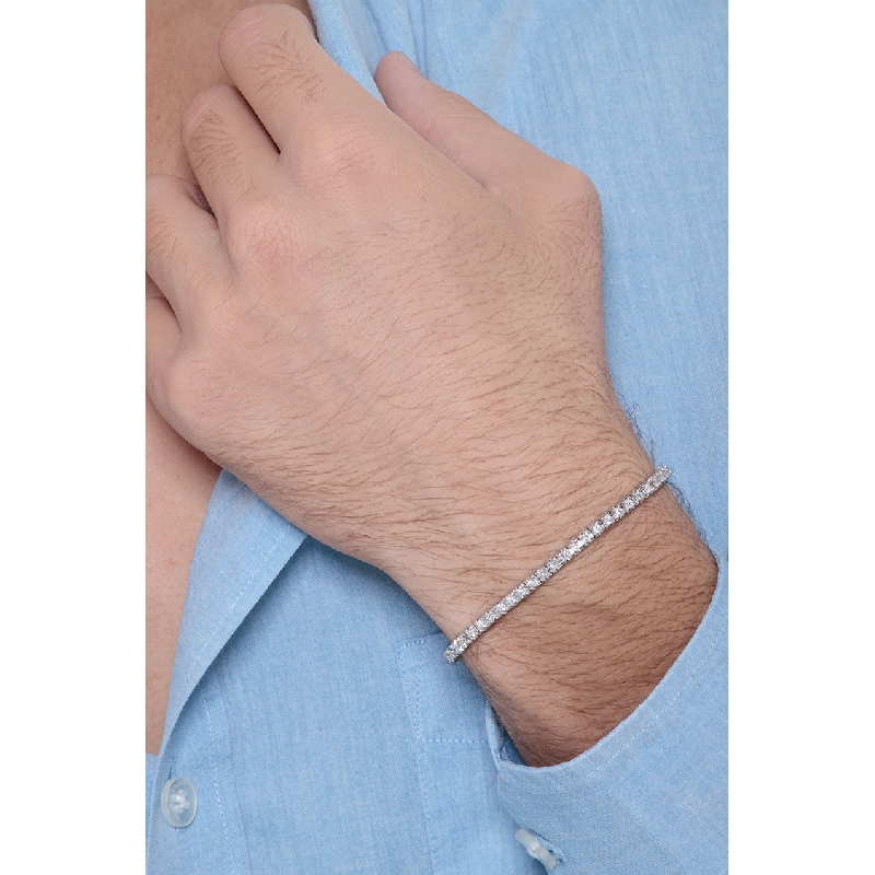 Pyramid tennis bracelet in white gold 18k with diamonds Pyramid tennis bracelet in white gold 18k with diamonds