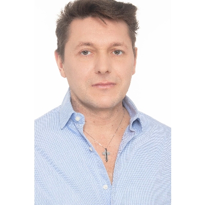 Necklace in white gold 18k with black diamonds cross pendant