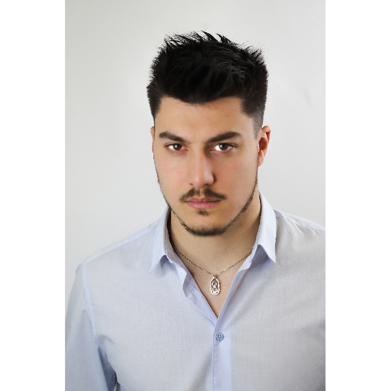 Modern pendant in 18k white gold with diamonds Modern pendant in 18k white gold with diamonds