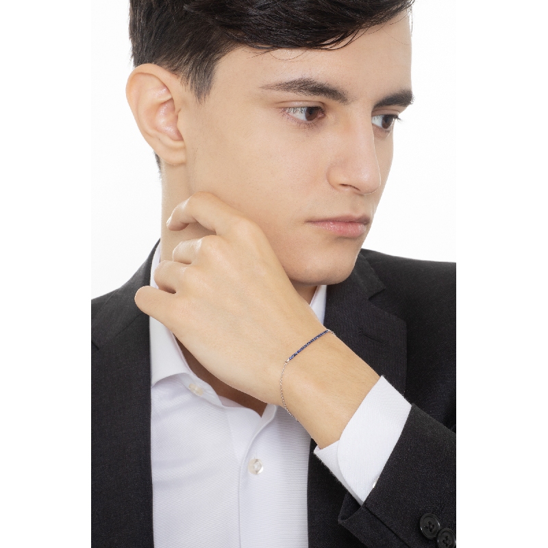 White gold 18k bracelet with blue sapphires White gold 18k bracelet with blue sapphires