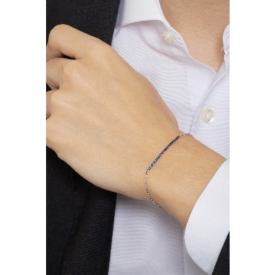 White gold 18k bracelet with blue sapphires