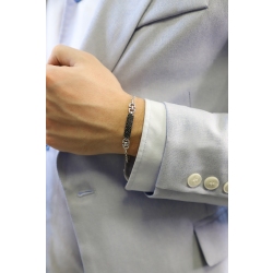 Fancy bracelet in 18k white gold with black diamonds pavé 2