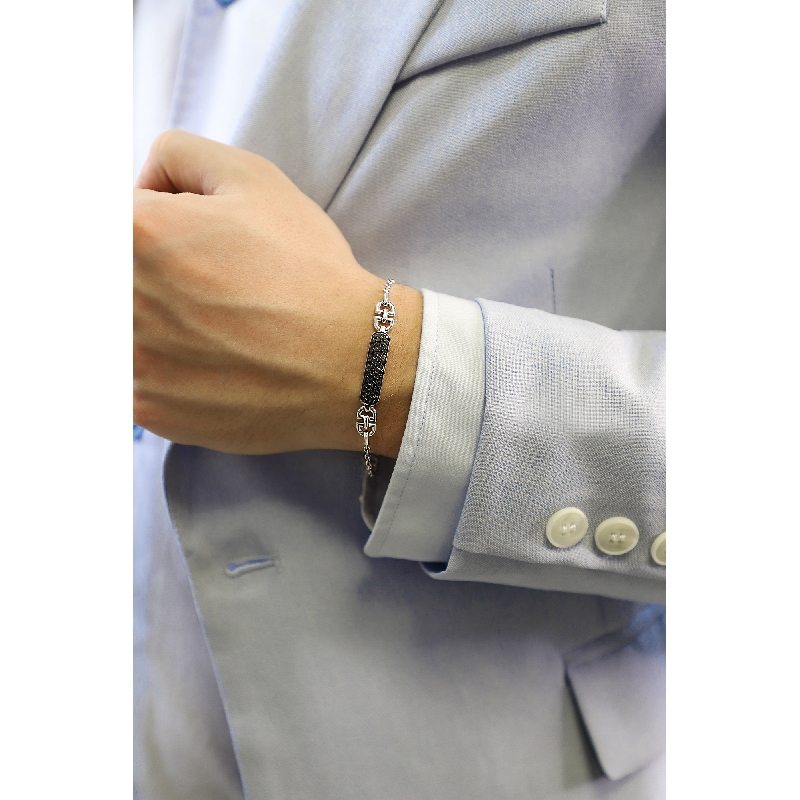 Fancy bracelet in 18k white gold with black diamonds pavé Fancy bracelet in 18k white gold with black diamonds pavé