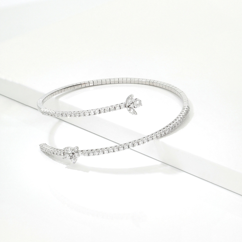 18k white gold bracelet with diamonds 18k white gold bracelet with diamonds