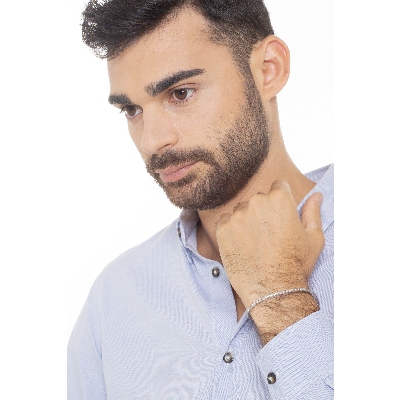 Wire tennis bracelet with diamonds