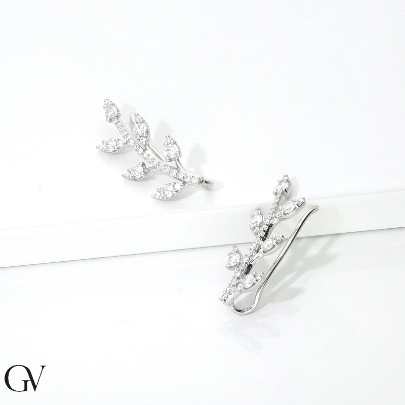 Twigs earrings in gold 750 with diamonds Twigs earrings in gold 750 with diamonds