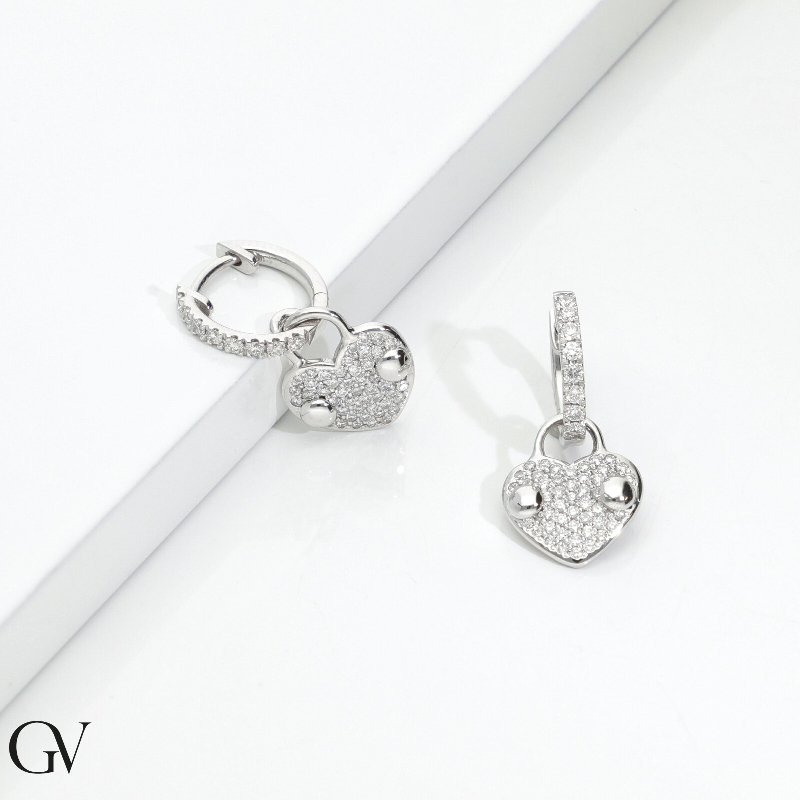 Pendant earrings in white gold 750 with heart pavè Pendant earrings in white gold 750 with heart pavè