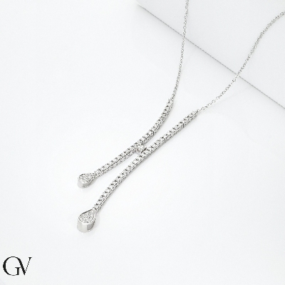 750 white gold design necklace with diamonds