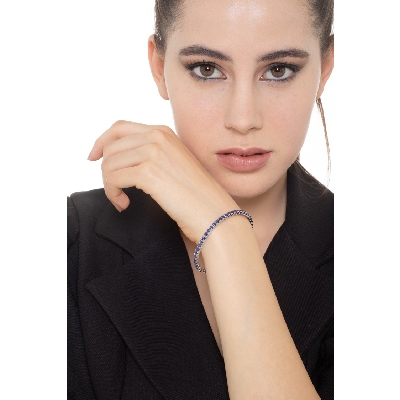Blue sapphire tennis bracelet 