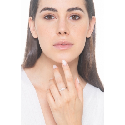 Ring with diamond emerald cut 0.50 ct GIA in 18k white gold