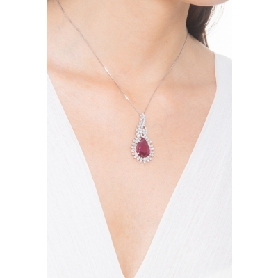 750 white gold necklace with ruby and diamonds