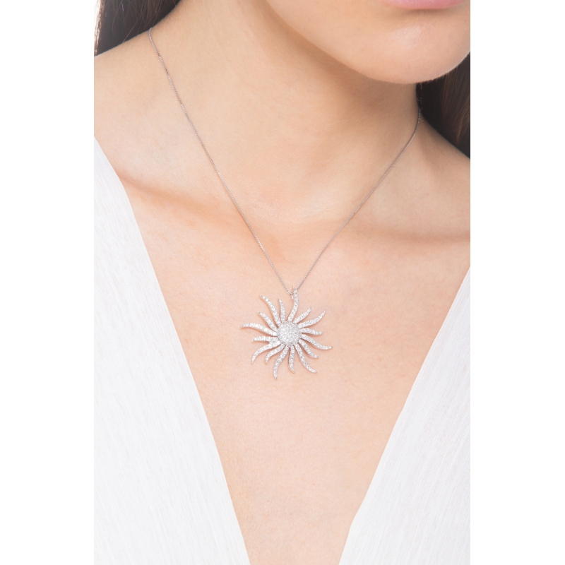 Necklace in white gold 18k with sun pendant in diamonds Necklace in white gold 18k with sun pendant in diamonds