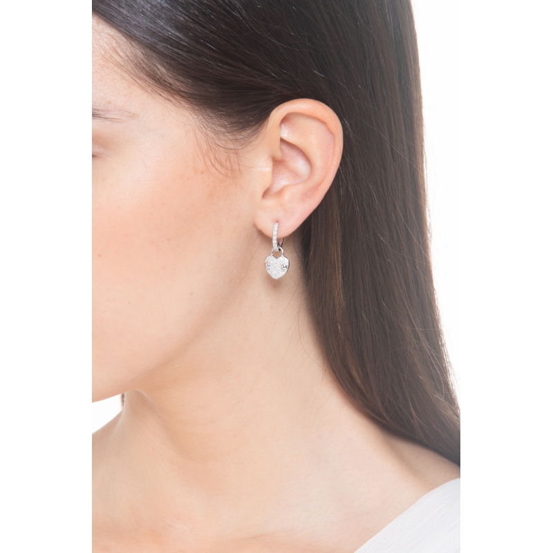 Pendant earrings in white gold 750 with heart pavè Pendant earrings in white gold 750 with heart pavè