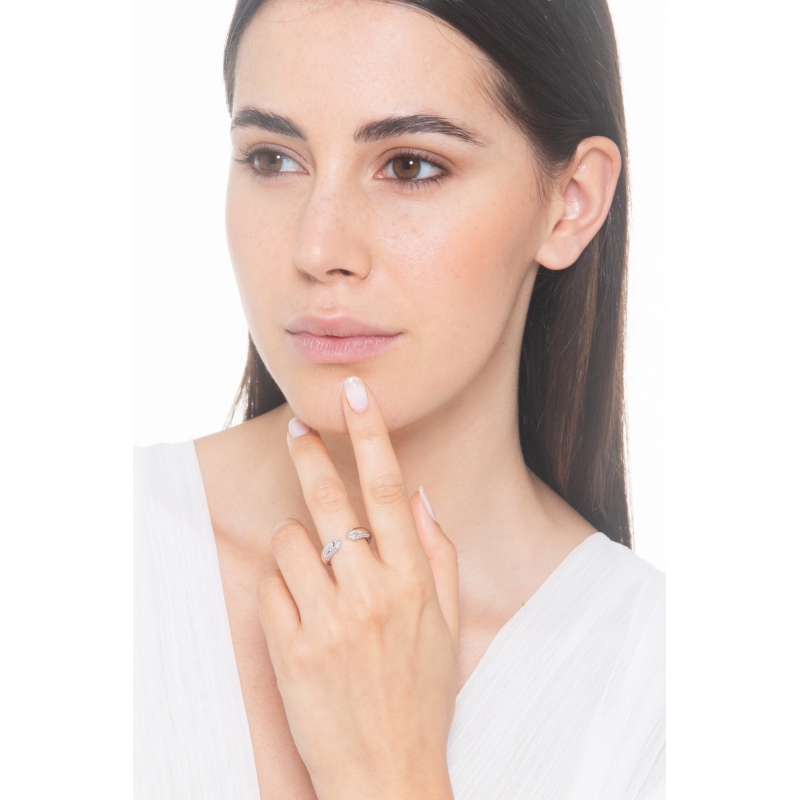 750 white gold open ring with diamonds 750 white gold open ring with diamonds