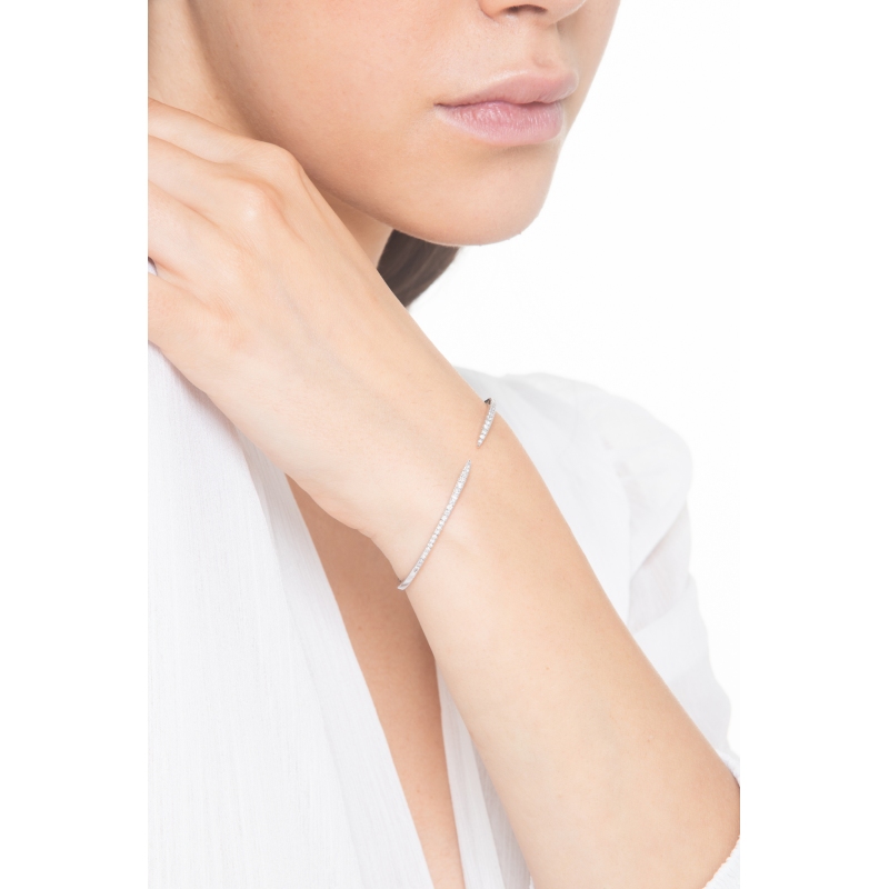 18k white gold spring bracelet open with diamonds 18k white gold spring bracelet open with diamonds