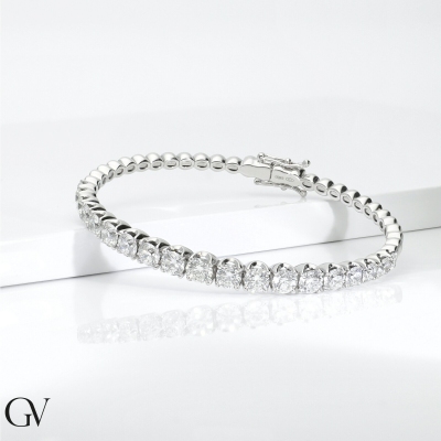 Bracelet semi rigid in white gold 750 with graduated diamonds