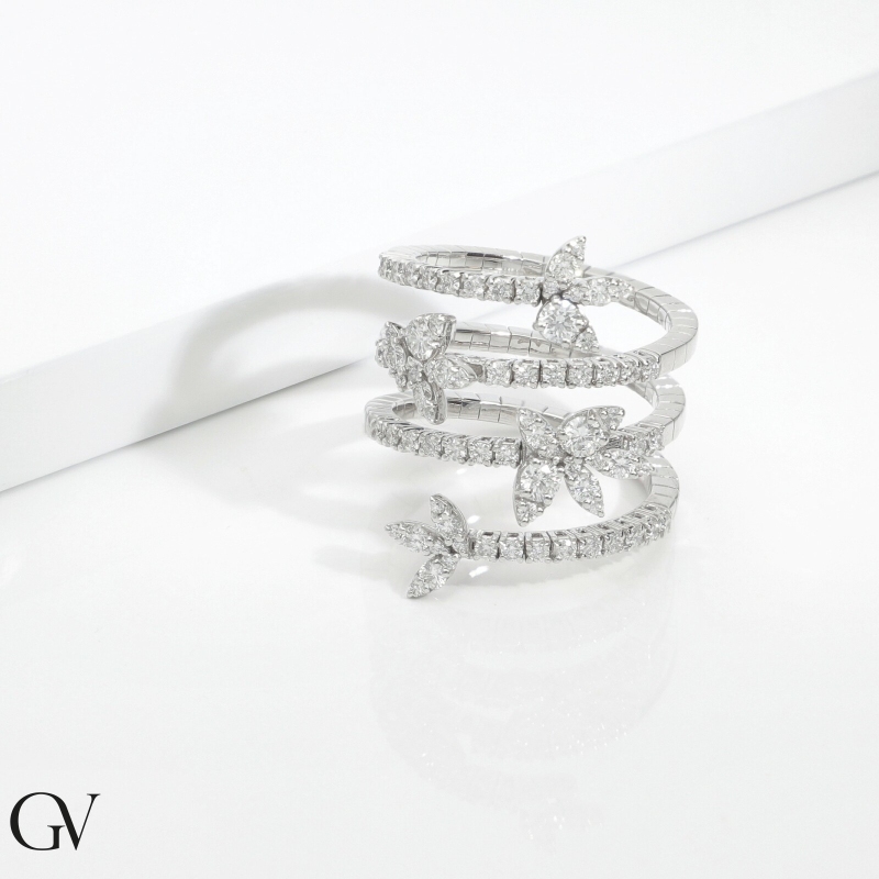 18k white gold spiral ring with diamonds