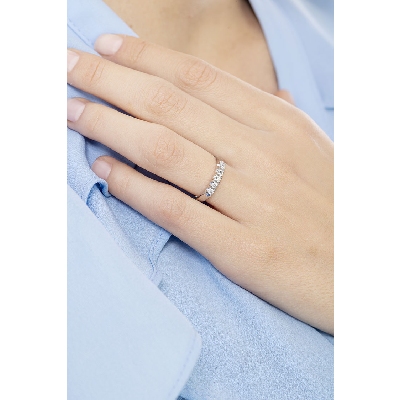 White gold 18k half eternity ring with 5 diamonds 0,25 ct