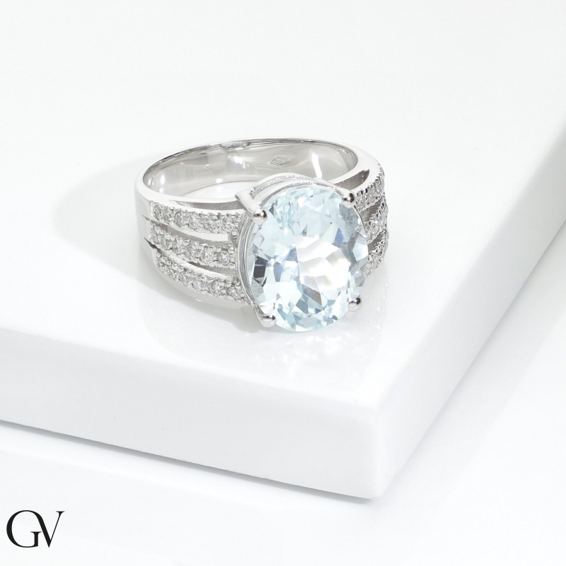 Aquamarine and diamond ring band ring Aquamarine and diamond ring band ring