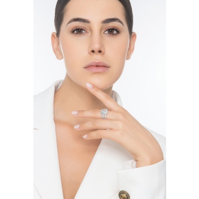 Aquamarine and diamond ring band ring