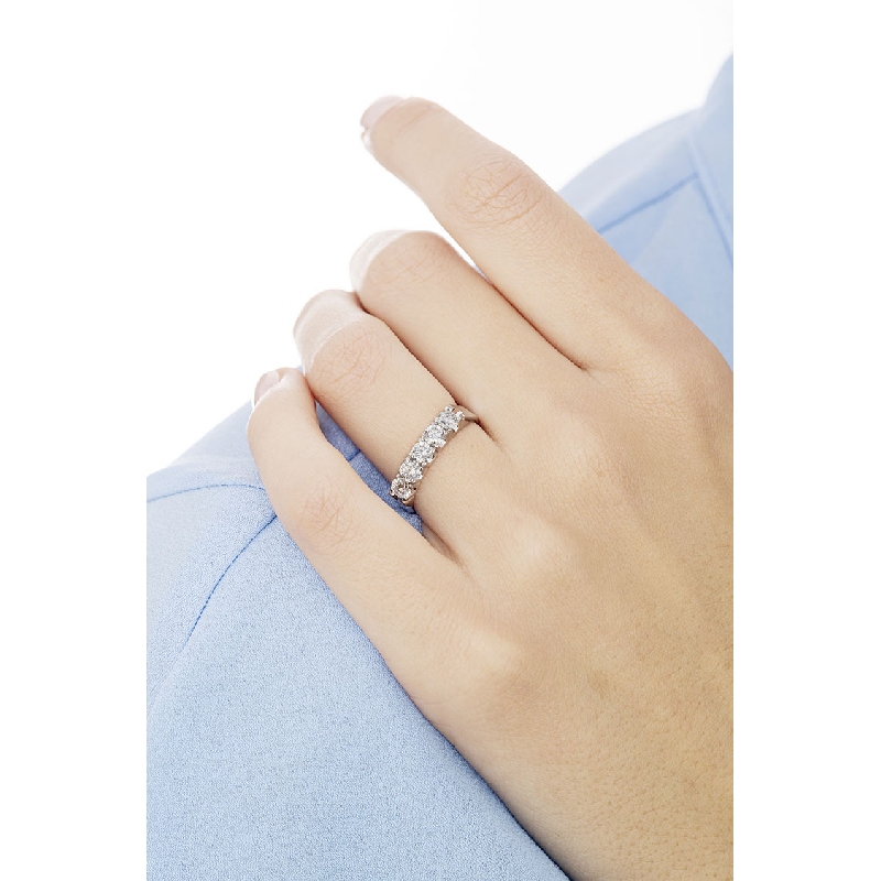 White gold 18k 5 stones diamond half eternity ring 1ct White gold 18k 5 stones diamond half eternity ring 1ct