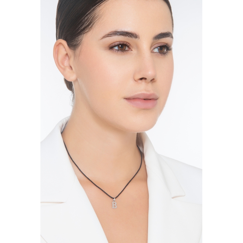 Pendant with initial letter B in uppercase in 18k white gold