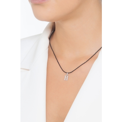 Pendant with initial letter H in uppercase in 18k white gold
