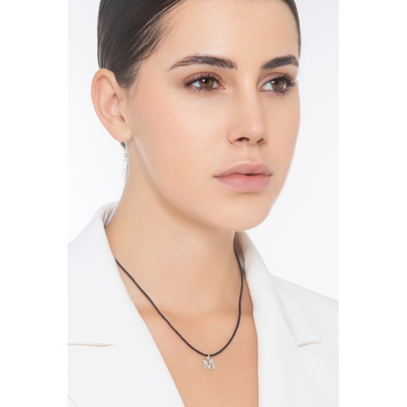 Pendant with initial letter in M uppercase in 18k white gold Pendant with initial letter in M uppercase in 18k white gold