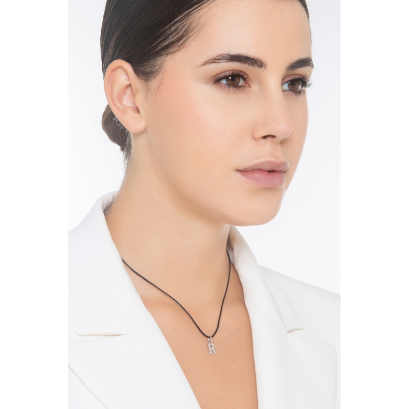 Pendant with initial letter R uppercase 18k white gold Pendant with initial letter R uppercase 18k white gold