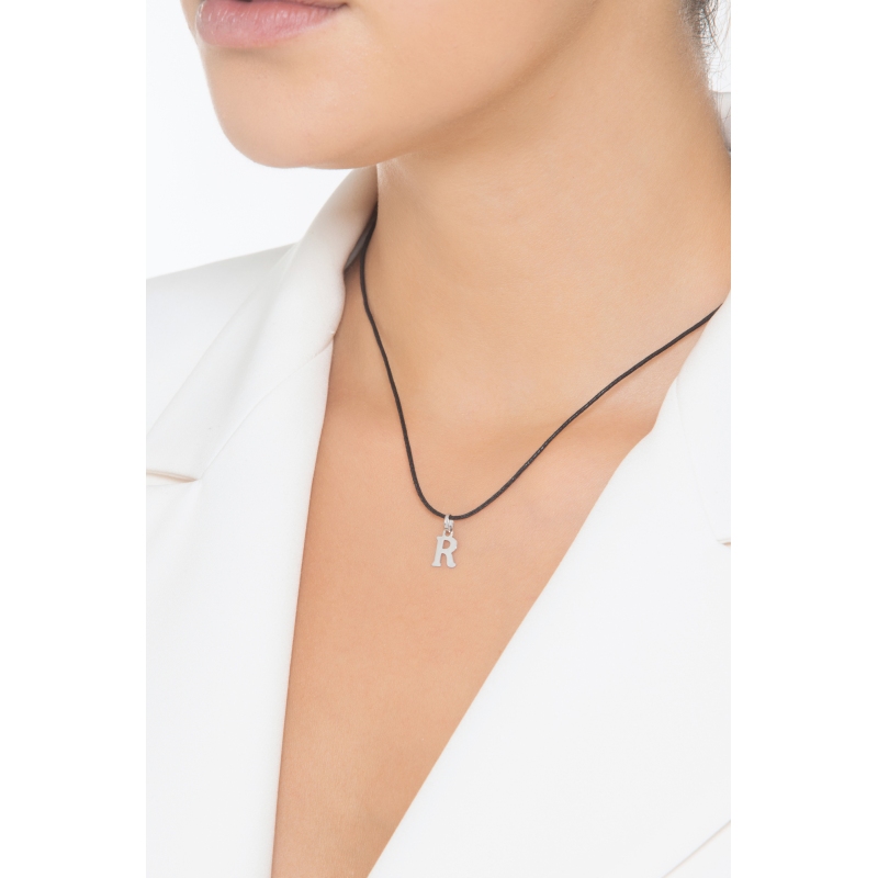 Pendant with initial letter R uppercase 18k white gold Pendant with initial letter R uppercase 18k white gold