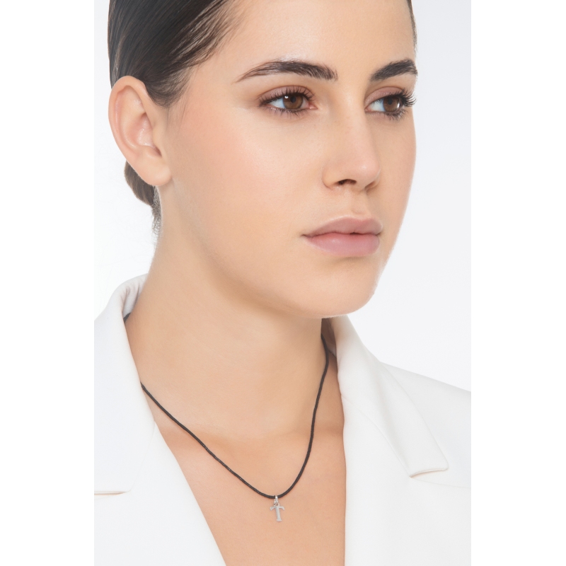 Pendant with initial letter in T capital letters in 18k white gold Pendant with initial letter in T capital letters in 18k white gold