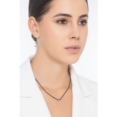 Pendant with initial letter Y in capital letters in 18k white gold