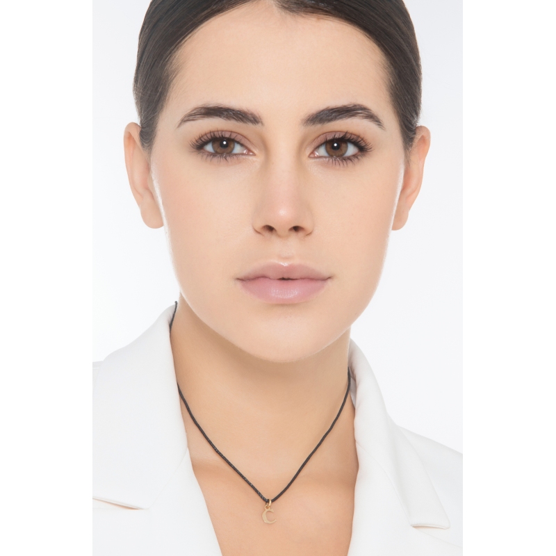 Pendant with initial letter C in uppercase in 18k yellow gold