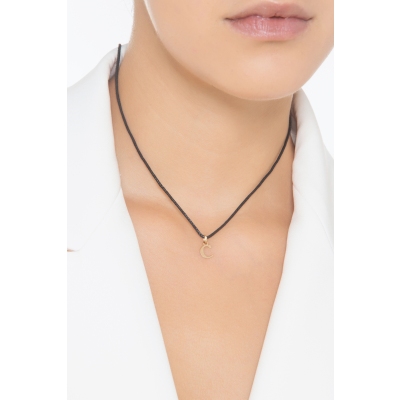 Pendant with initial letter C in uppercase in 18k yellow gold