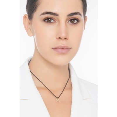 Pendant with initial letter M in uppercase in 18k yellow gold