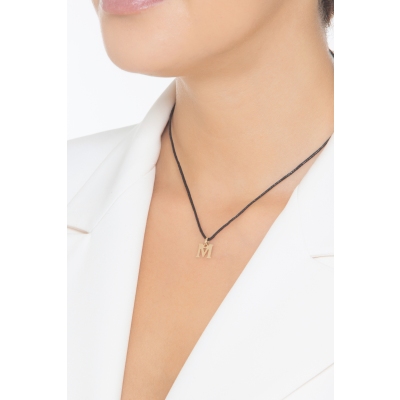 Pendant with initial letter M in uppercase in 18k yellow gold