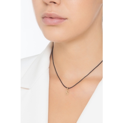 Pendant with initial letter S in uppercase in 18k yellow gold