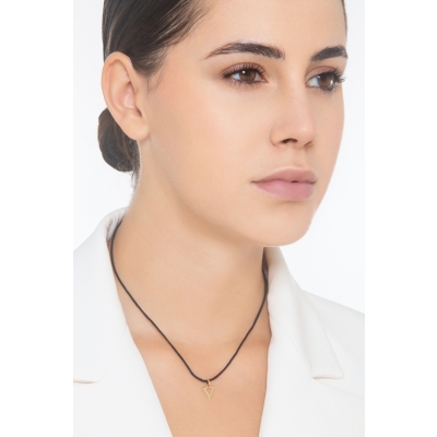 Pendant with initial letter V in uppercase in 18k yellow gold