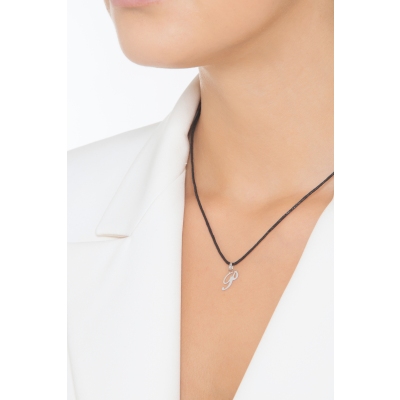 Pendant with initial letter P in italic in 18k white gold