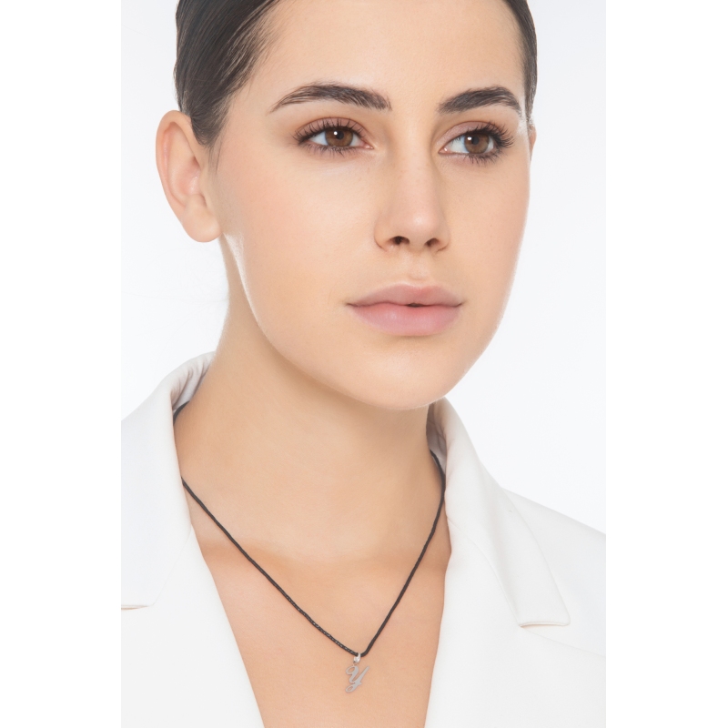 Pendant with initial letter Y in italic in 18k white gold