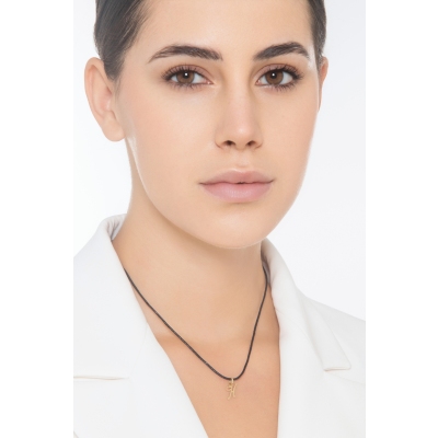 Pendant with initial letter H in italic in 18k yellow gold