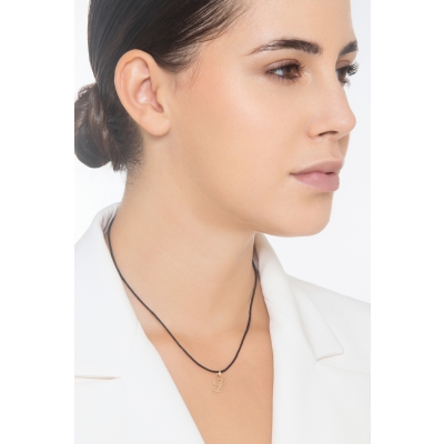 Pendant with initial letter L in italic in 18k yellow gold