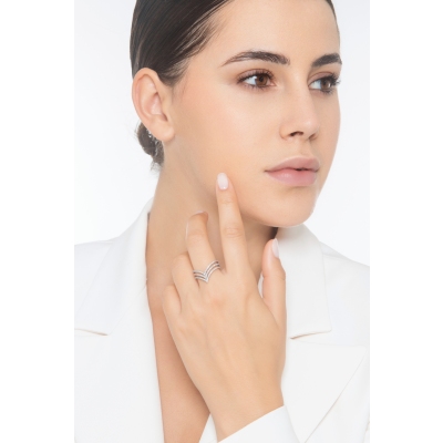 Three-row convergent ring with diamonds in white gold 18k